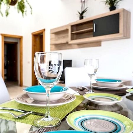 Comfortable House In Tias With Free Parking 외부 사진