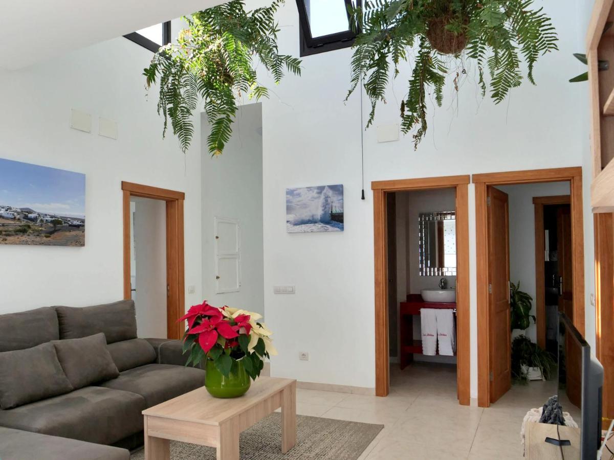 Comfortable House In Tias With Free Parking 외부 사진