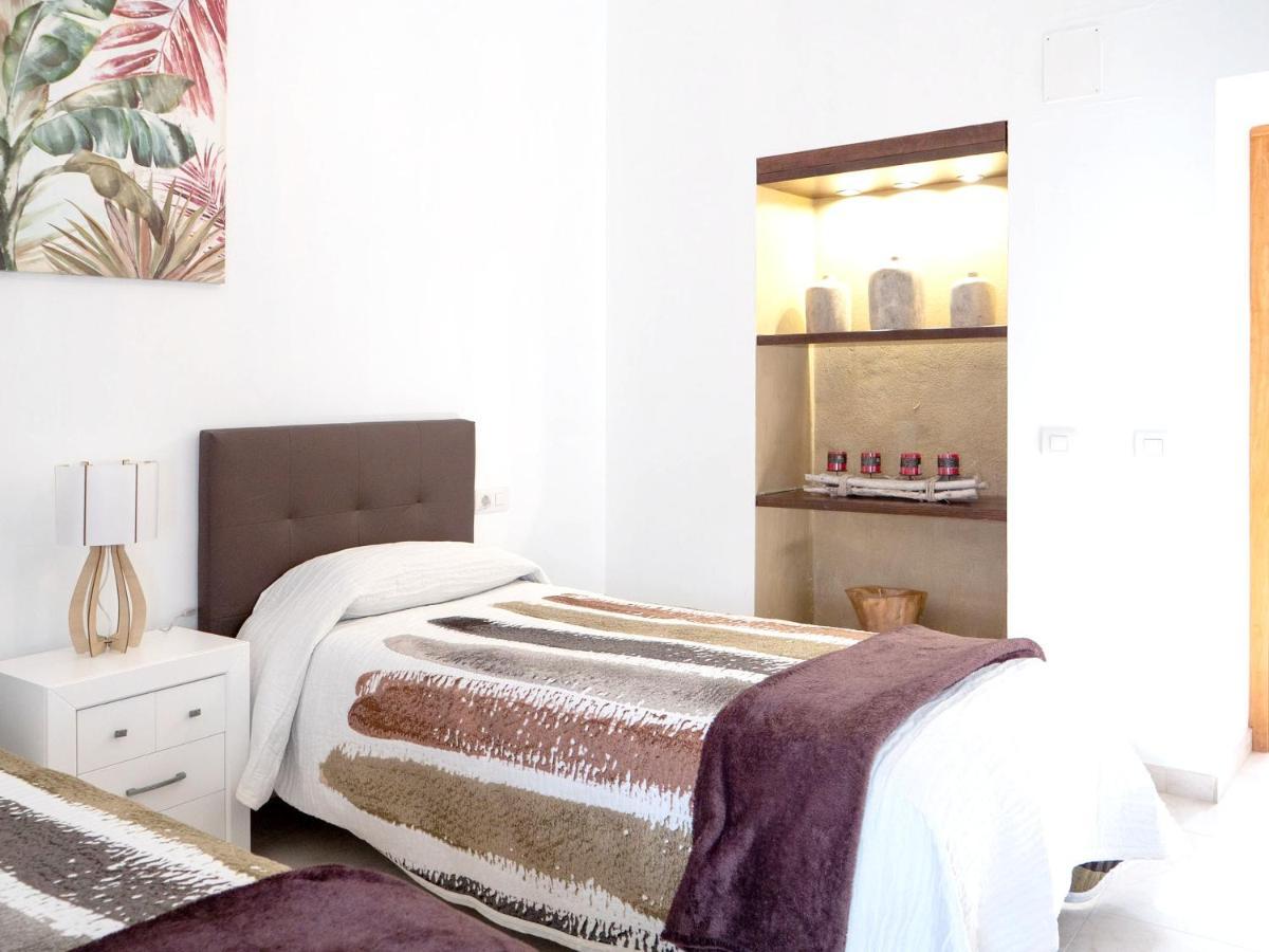 Comfortable House In Tias With Free Parking 외부 사진